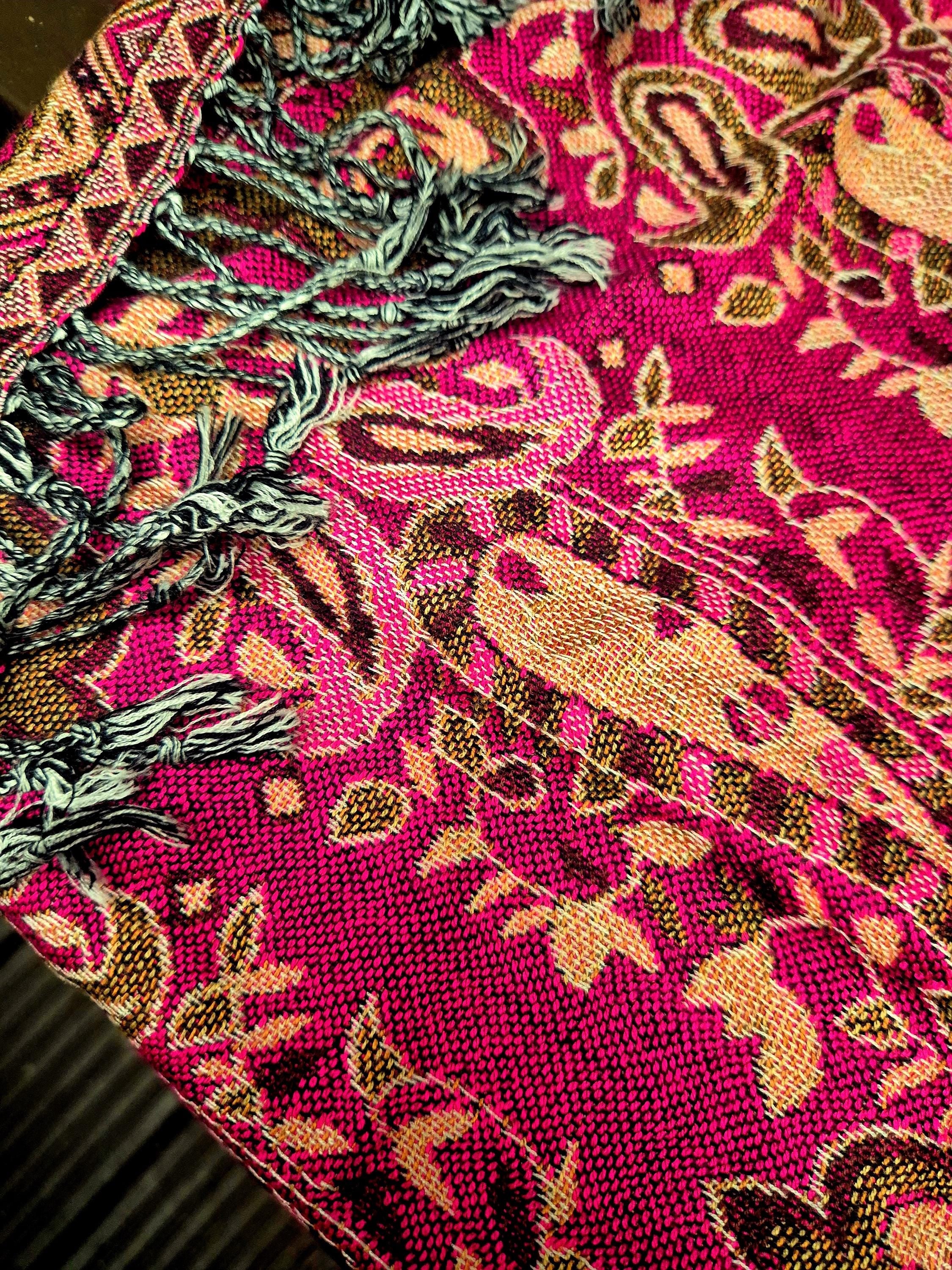 Cashmere Keffiyeh Style Scarf
