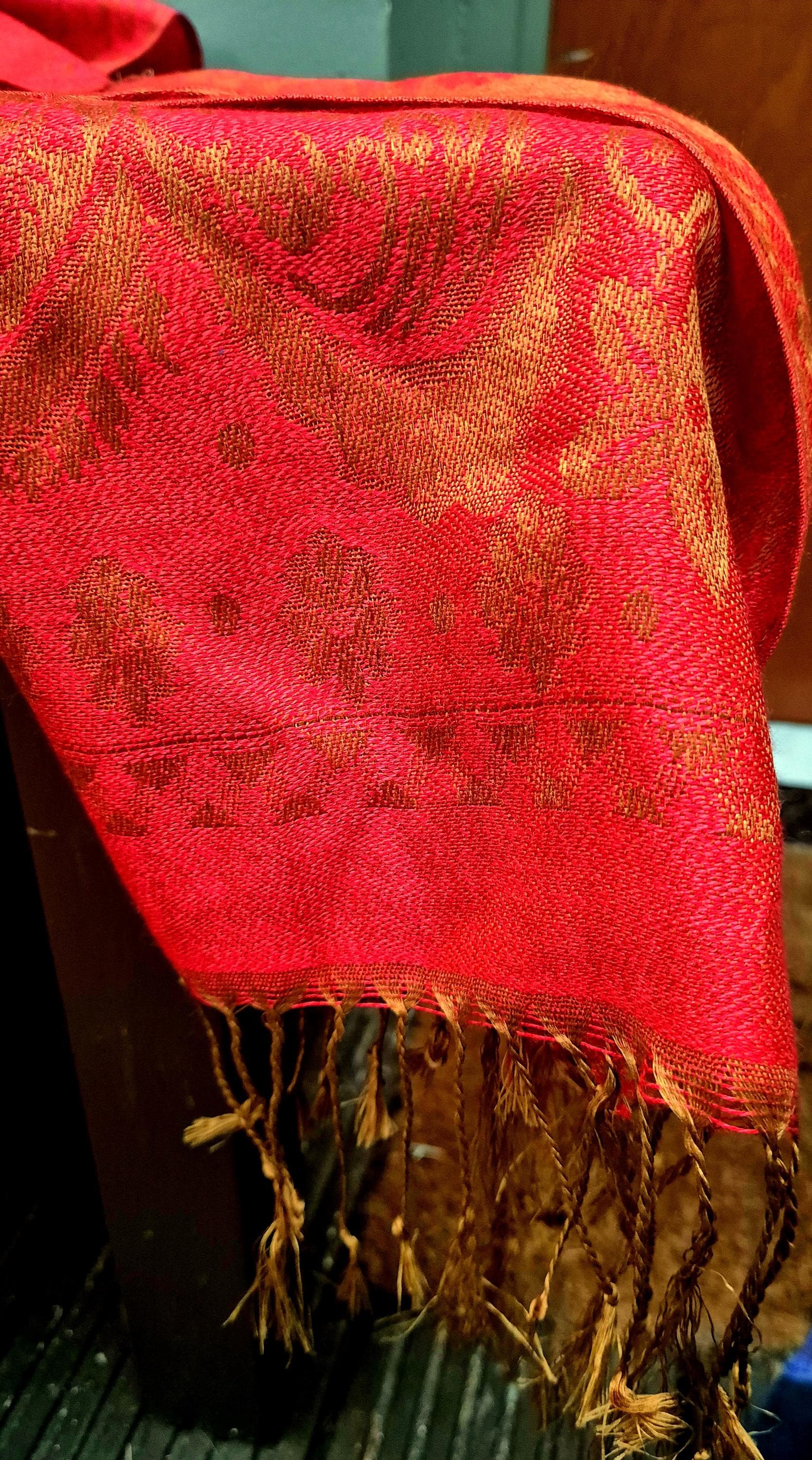 Cashmere Keffiyeh Style Scarf/Headscarf Gold and Red